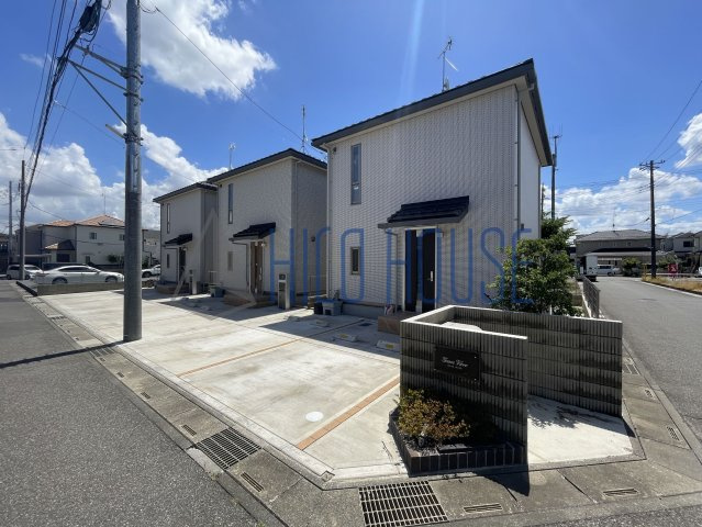 グレイス・ヴィブレAの駐車場