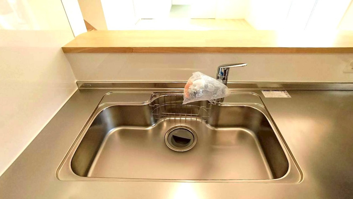 クレイドルガーデン熊本市南区下宮地第3のキッチン|ピカピカのシンク