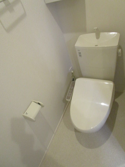 二元スクエアのトイレ|★温水洗浄便座★