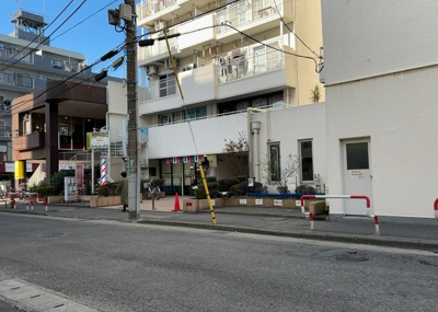【外観】 | 藤和相模原コープ | 景色重視でお家選ぶをするとスーパーが遠い！学校が遠い！など生活をするうえで利便性で困ることもあります。まず一度現地を見学する際に、周辺の施設などがあるかを確認し、暮らし始めた後のことを想像しましょう。