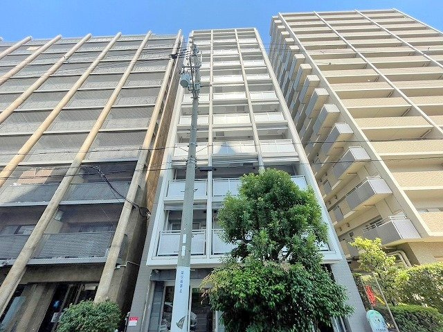 ドムス・ドイの外観