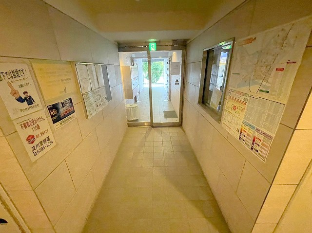 ドムス・ドイのエントランス