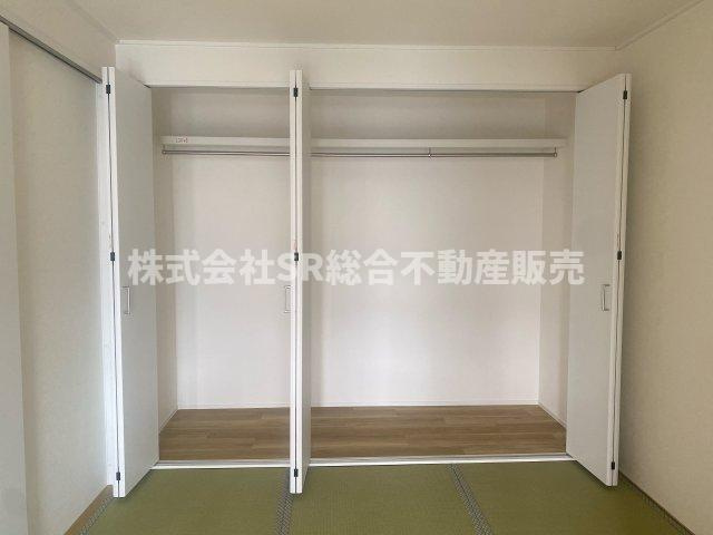 プレジデント東大阪第4棟の収納|たっぷりとした収納スペースです