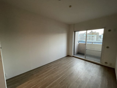 【洋室】 | ラヴェスト大津壱番館