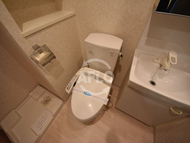 グラマシー京橋（旧エコロジー京橋レジデンス）のトイレ|グラマシー京橋　　温水洗浄便座