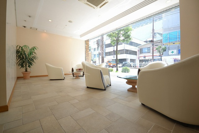 アーバネックス福島のロビー