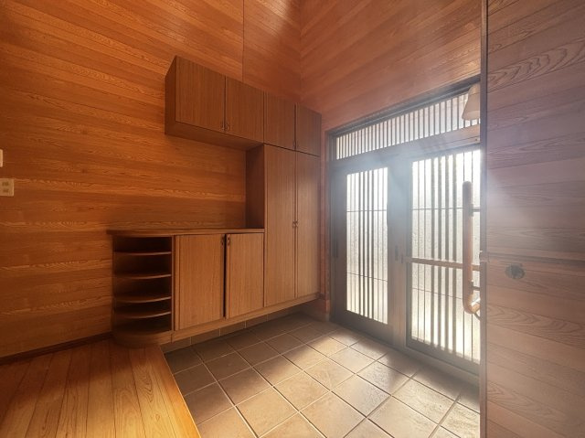 【玄関】 | 東区長嶺東5丁目