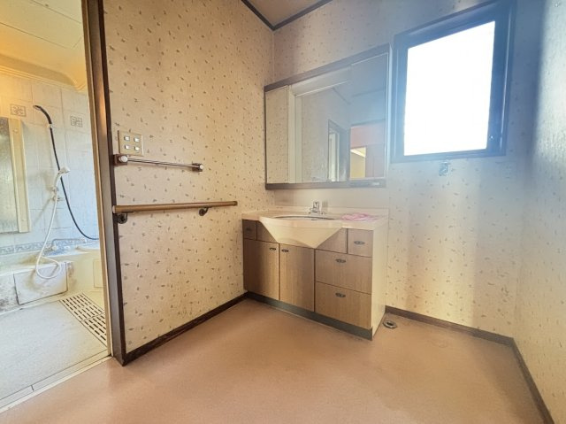 【独立洗面台】 | 東区長嶺東5丁目