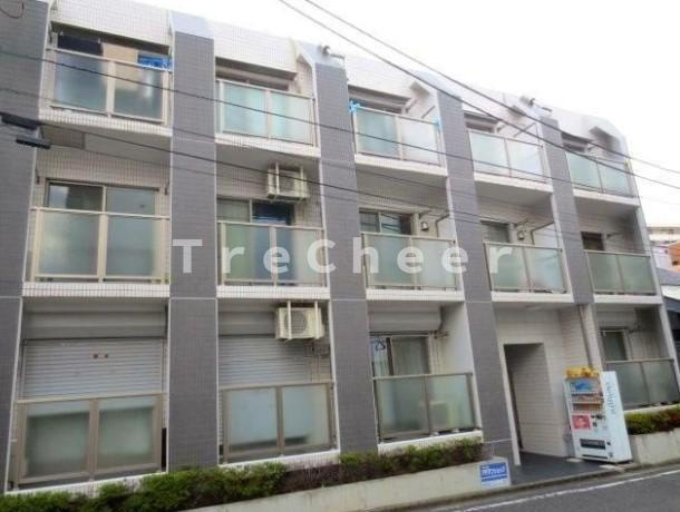 ペニンシュラ・コマゴメの外観