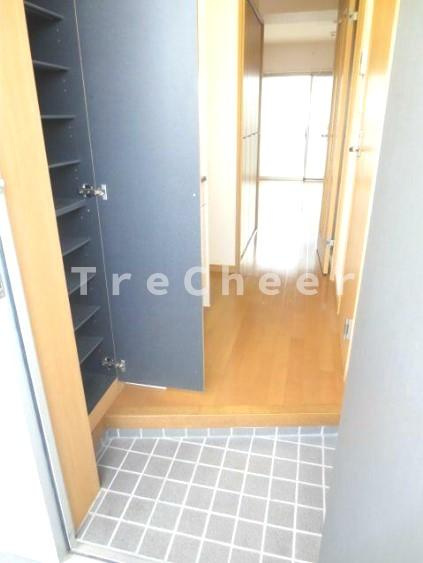 ペニンシュラ・コマゴメの玄関