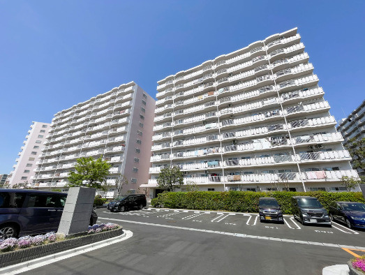 サンコーポ浦安Ｆ棟の外観