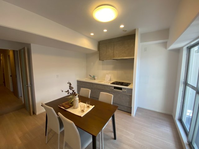 嵐山グランドシティの居間・リビング|2025年11月撮影