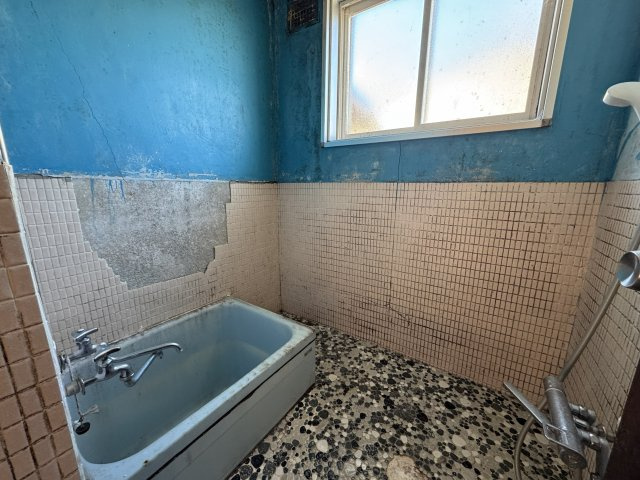 【興津4丁目】海を一望！日当たり良好な角地の古家付。バス停・小学校徒歩2分の利便性！のその他