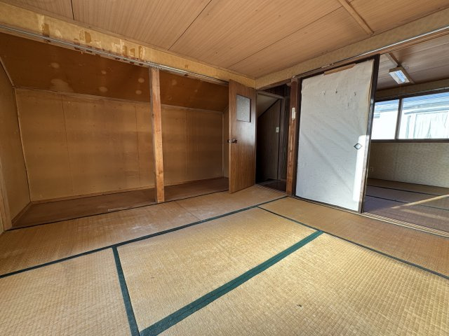 【興津4丁目】海を一望！日当たり良好な角地の古家付。バス停・小学校徒歩2分の利便性！のその他