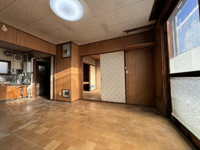 【興津4丁目】海を一望！日当たり良好な角地の古家付。バス停・小学校徒歩2分の利便性！のその他