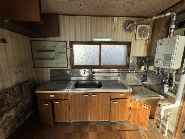 【興津4丁目】海を一望！日当たり良好な角地の古家付。バス停・小学校徒歩2分の利便性！のその他