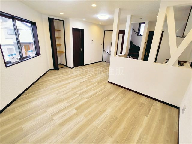 【居間・リビング】 | 新座市北野３丁目 | ご家族が集まるリビングは15.43帖の広さです