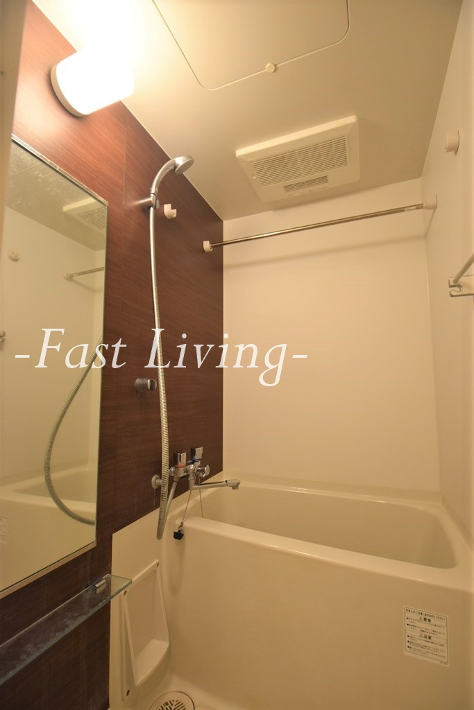 ラヴィラント御茶ノ水の浴室