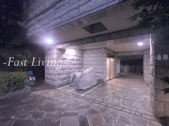 神楽坂フラッツの外観