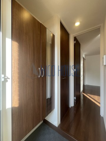 サンメゾン Ｍ’Ｓの玄関