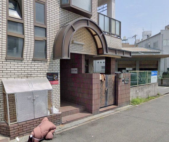 サンライフ菅原のエントランス