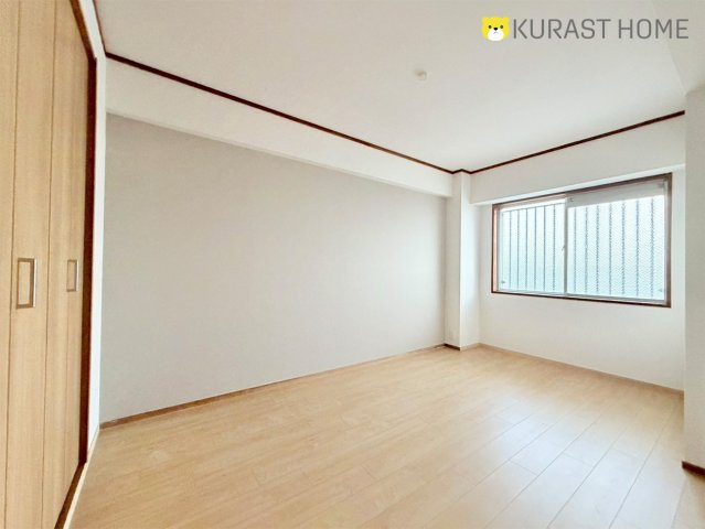 桂川ハイツ5号館　11階の洋室