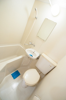 【浴室】 | ダイタクコーポ椎名町 | 清潔感のあるバスルーム♪