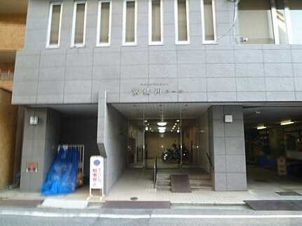 ロッコーマンション京橋川コーポのエントランス