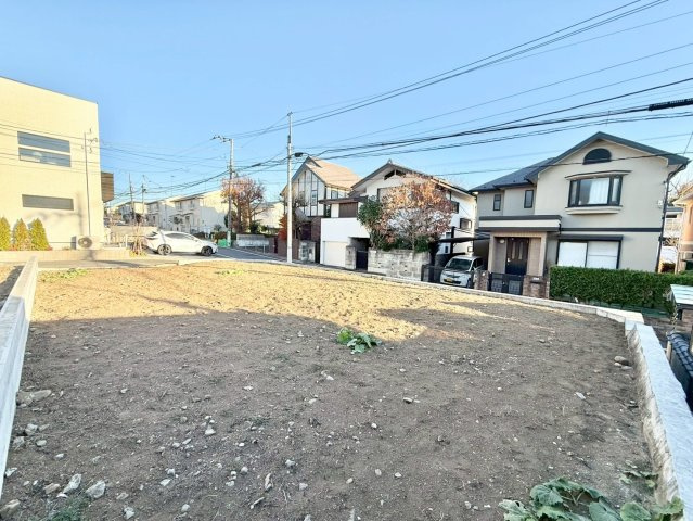 杉並区善福寺4丁目　建築条件無し売地　全2区画の外観|2025.12.12撮影

現地ご見学希望・資料請求などお気軽にお問い合わせ下さい！
03-5990-5201