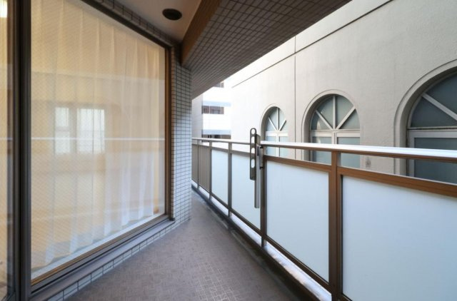 ミオカステーロ横濱関内【仲介手数料無料】ペット可♪のバルコニー