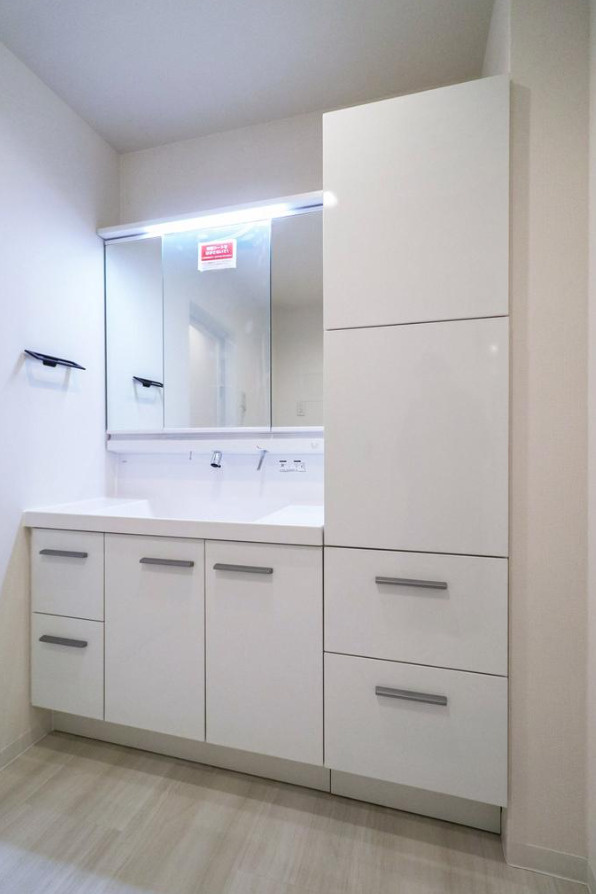 ミオカステーロ横濱関内【仲介手数料無料】ペット可♪の独立洗面台