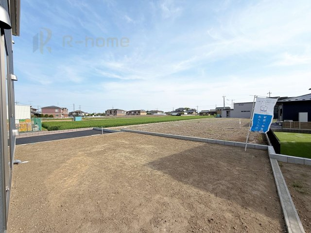 常総市新石下第10　新築戸建て　2号棟の庭|広々とした日当たりの良いお庭でお家時間を満喫！お子様の遊び場やガーデニングスペースに♪