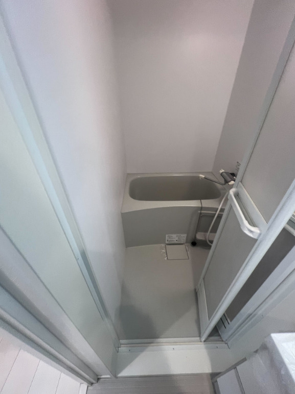 池田市八王寺　ＩＭＰＥＲＩＡＬＲＥＳＩＤＥＮＣＥ八王子の浴室