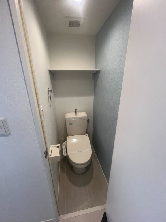 池田市八王寺　ＩＭＰＥＲＩＡＬＲＥＳＩＤＥＮＣＥ八王子のトイレ