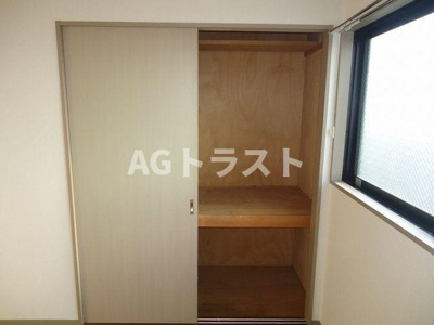 【洋室】 | ロイヤルヒルズ