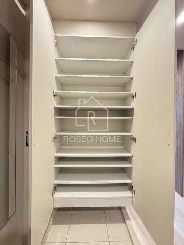 コスモリード大阪福島の収納