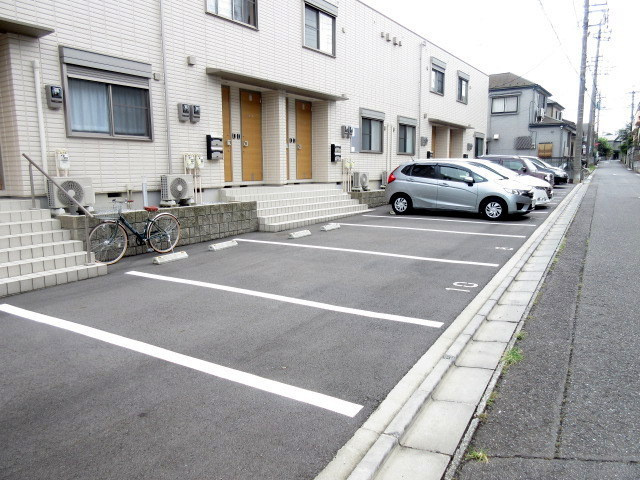 Ｃｏｕｒｔ　Ｖｉｌｌａ　上ノ原Ⅱの駐車場|★敷地内駐車場★