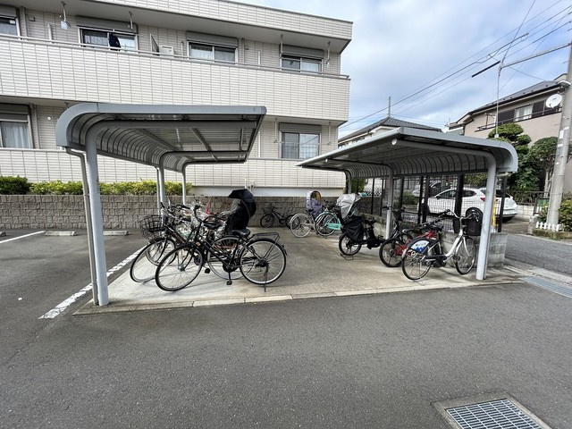 Ｃｏｕｒｔ　Ｖｉｌｌａ　上ノ原Ⅱのその他共用部分|★屋根付き駐輪場★