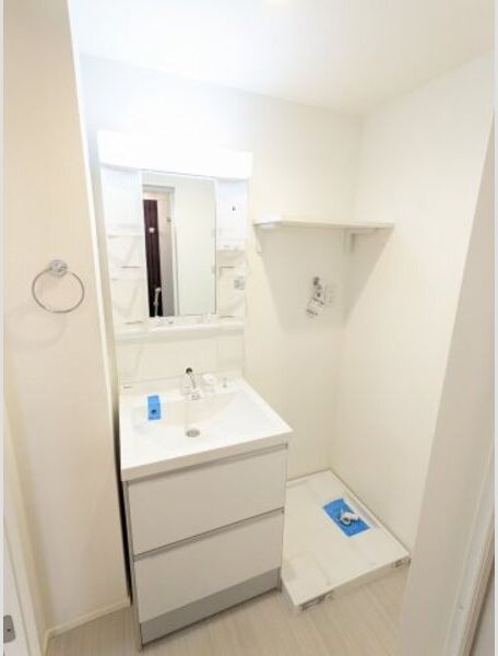 ハーモニーテラス姫宮町の洗面所|コンパクトで使いやすい洗面所