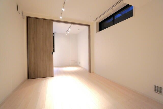 ＣＲＥＡＴＩＦ池袋本町