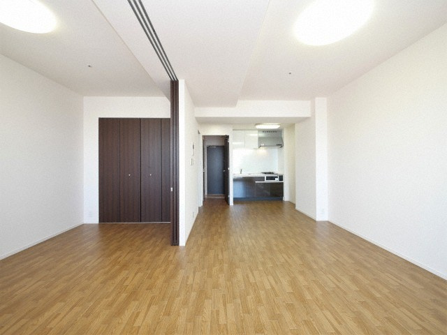 ノルデンタワー新大阪プレミアムの居間・リビング