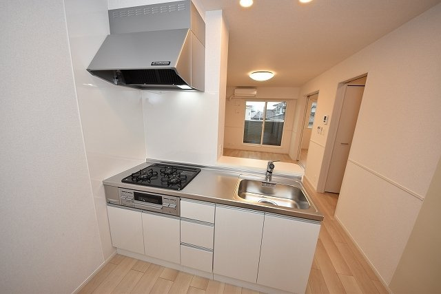 グランド　パイン　ヴィラ　Ⅱのキッチン