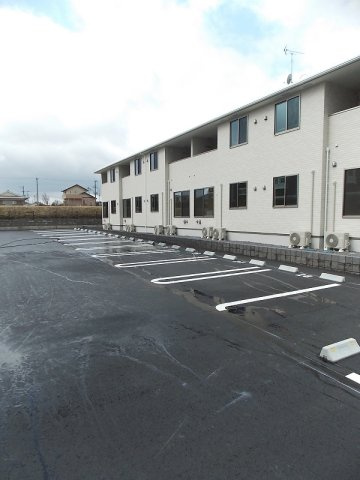 トゥインクル　Ｂの駐車場