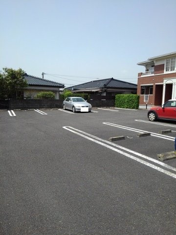 サンリット・栄　Ｂ棟の駐車場