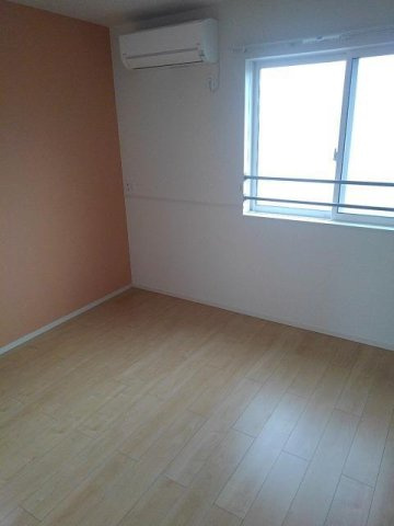 ラウレアのその他