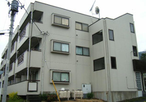 足柄下郡湯河原町宮下の一棟マンション