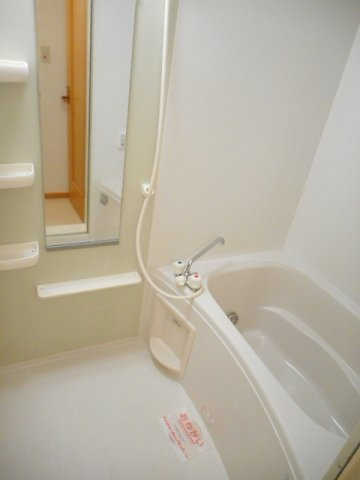 ヴィラパークサイドの浴室