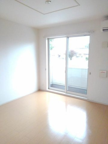 サルヴァトーレ　Ｂ棟の居間・リビング