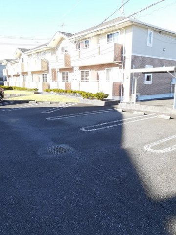 ガーデンコート　Ｅの駐車場