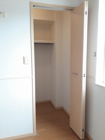 ガーデンコート　Ｅの収納